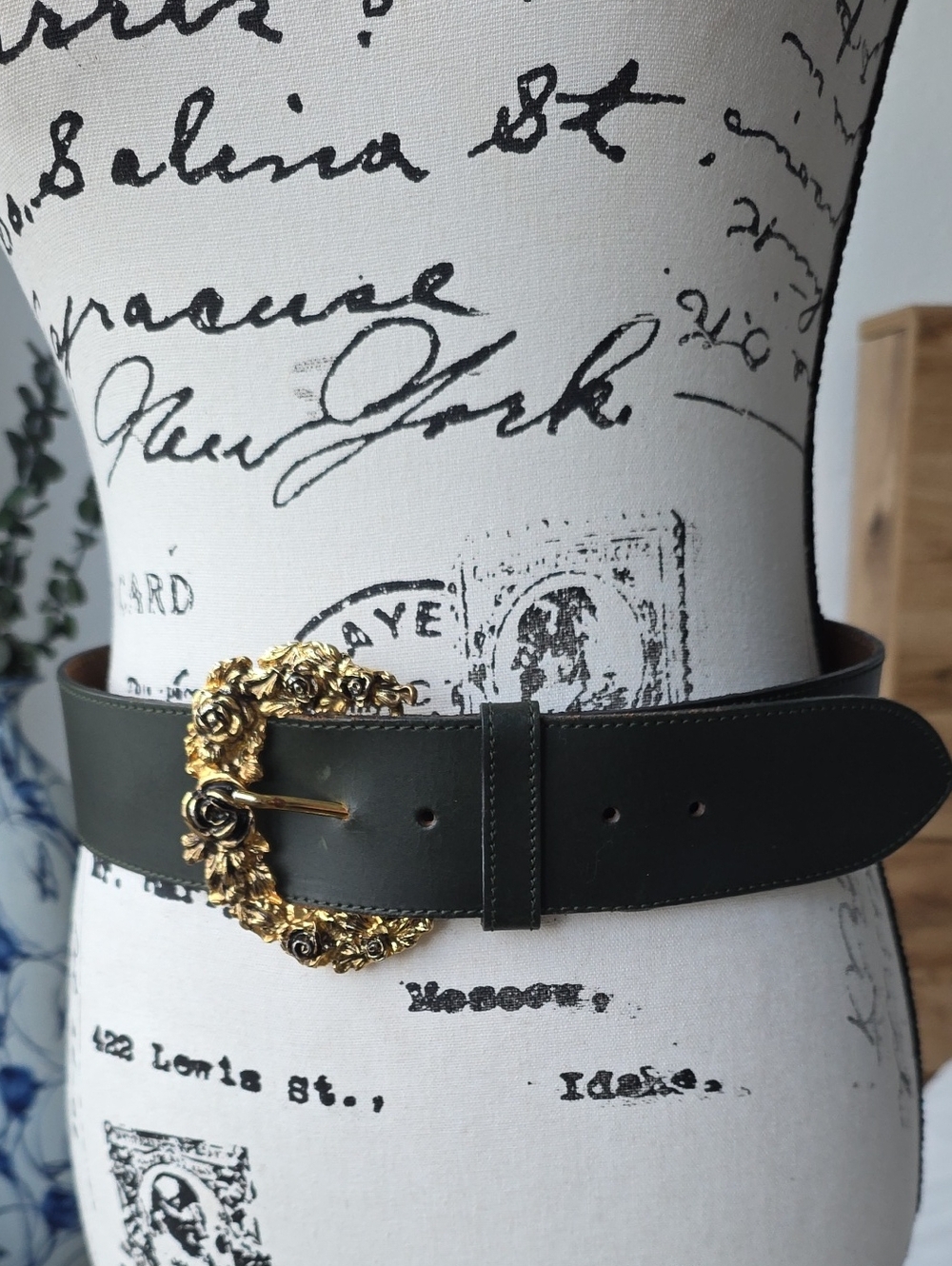 Vintage Albatros Green Leathwr Belt.